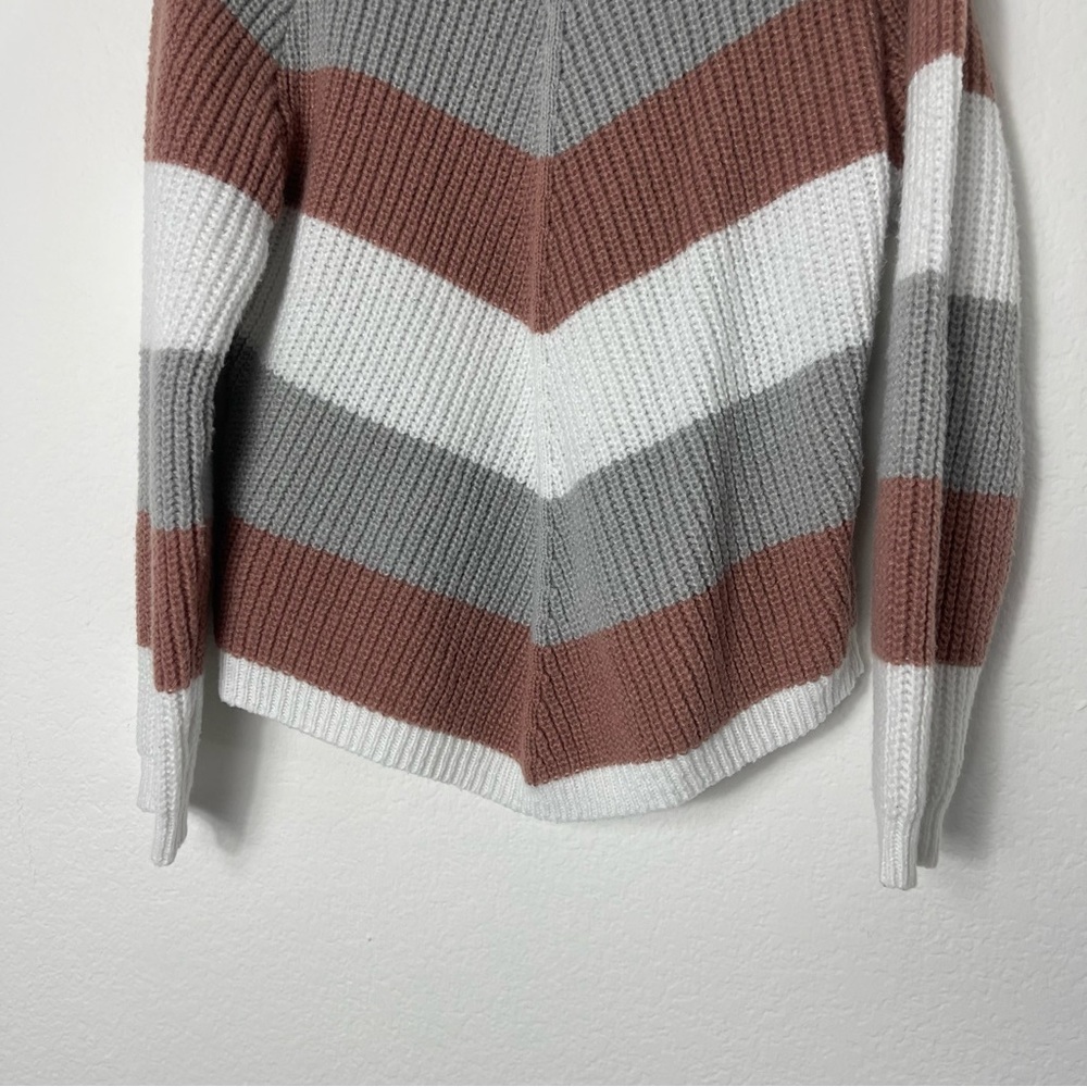 Shein Colorblock Chevron Raglan Sleeve Sweater - Picture 3 of 10